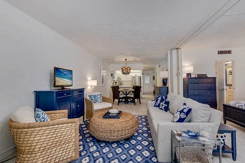 Direct Gulf Front Views ! Amazing Views ! Property overview