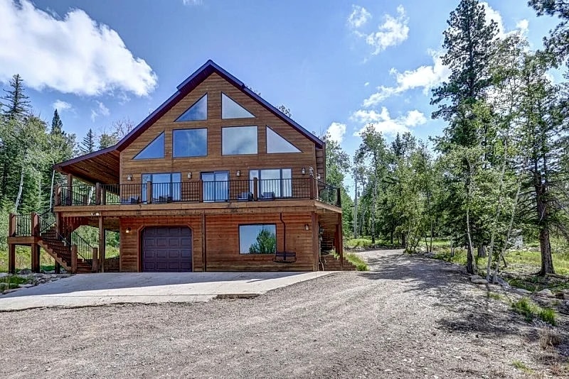 In The Snow Lodge - Terry Peak | 5 Bed, 3 Bath