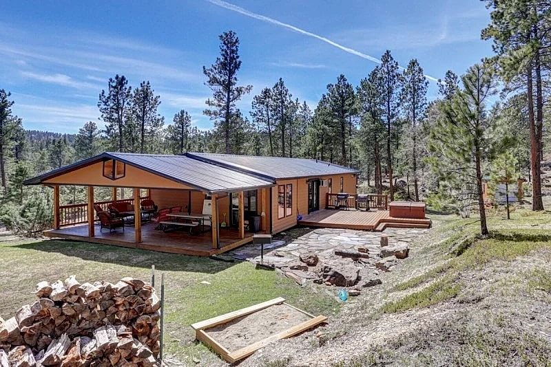 Midway Meadows - private location!