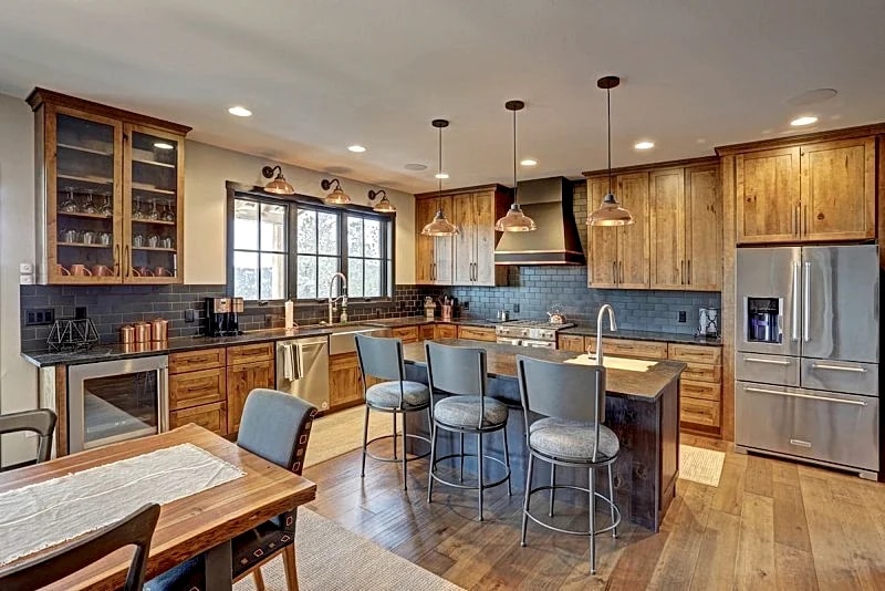 Happy Hour Hideaway - Magnificent Mountain Views! in Lead, South Dakota, United States — photo 4