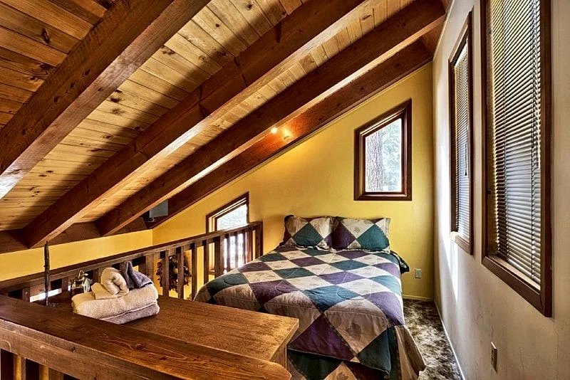 Very Large South Lake Tahoe Home - Sleeps 14 Adults and 6 Children in South Lake Tahoe, California, United States — photo 5