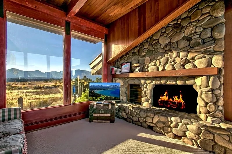 Spectacular Smuggler's Cove | South Lake Tahoe Luxury Rental in South Lake Tahoe, California, United States — photo 5