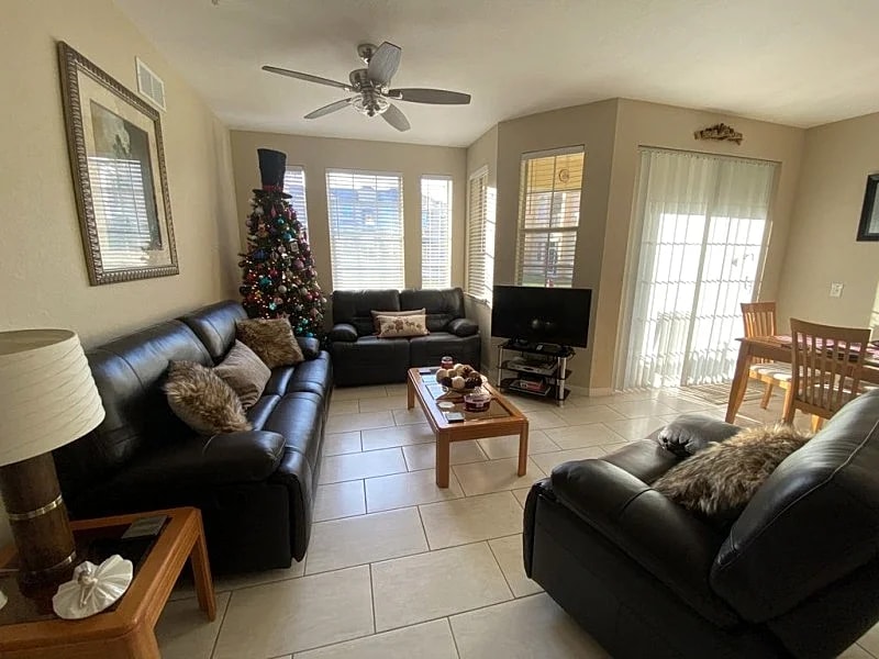 Beautiful 3 Bed 2 Bath Luxury Poolside Condo in Davenport, Florida, United States — photo 3