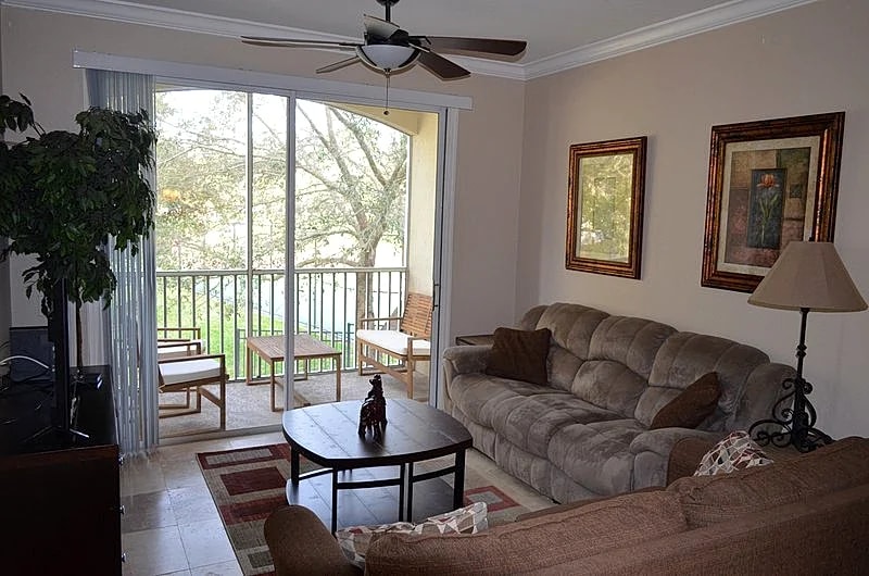 Steps to Disney in Top Rated Gated Resort, Beautiful 3BR Luxury Condo, Free Wifi