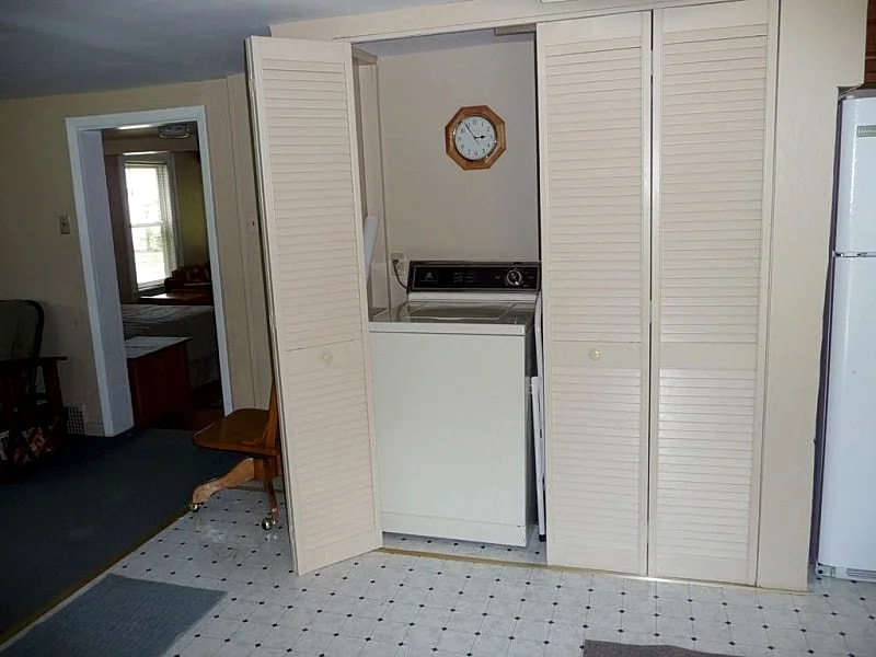 Sleeps 8, small craft waterfront in Alexandria Bay, New York, United States — photo 5