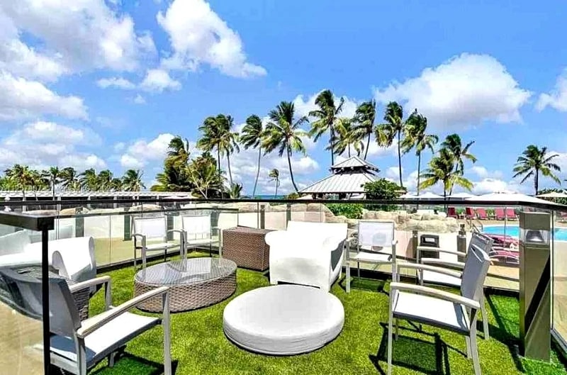 Miami Beach Suite- 2 Pools ocean front balcony in Miami Beach, Florida, United States — photo 3