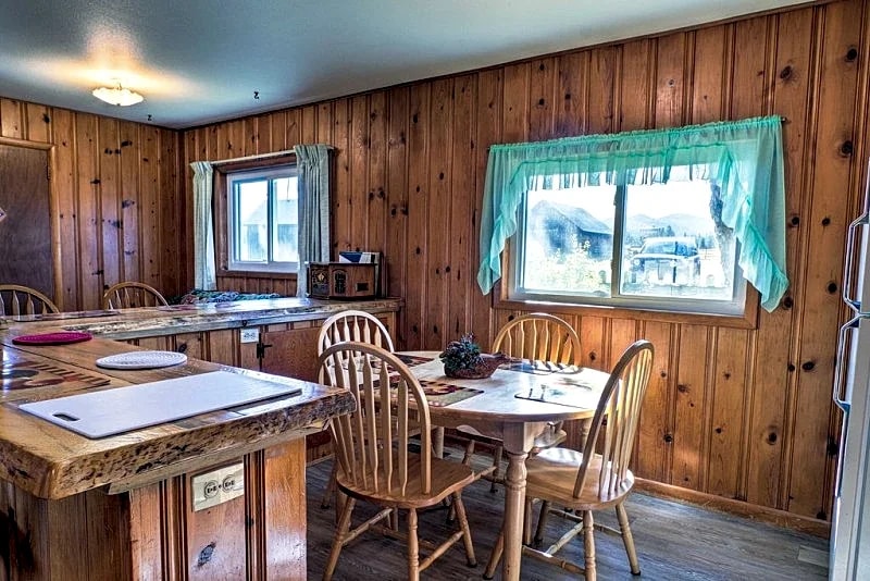 Cozy McCall Area Home w/ 360 Degree Mountain Views in New Meadows, Idaho, United States — photo 4