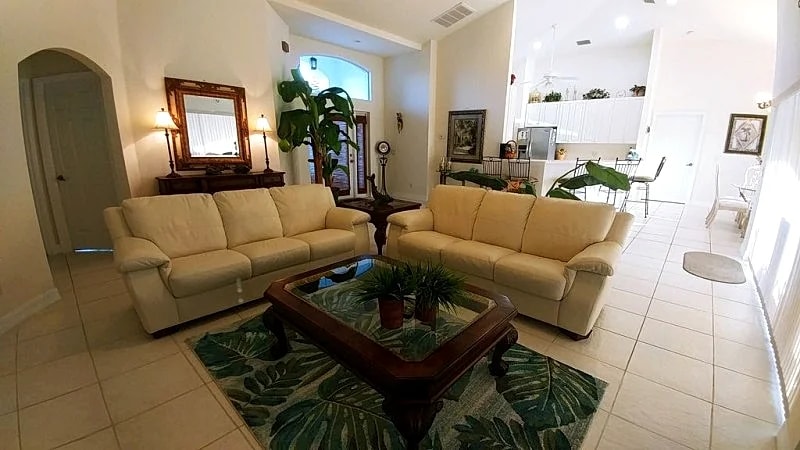 Villa with salt water pool & boatdock, direct access to the sea and boat (option) in Cape Coral, Florida, United States — photo 2