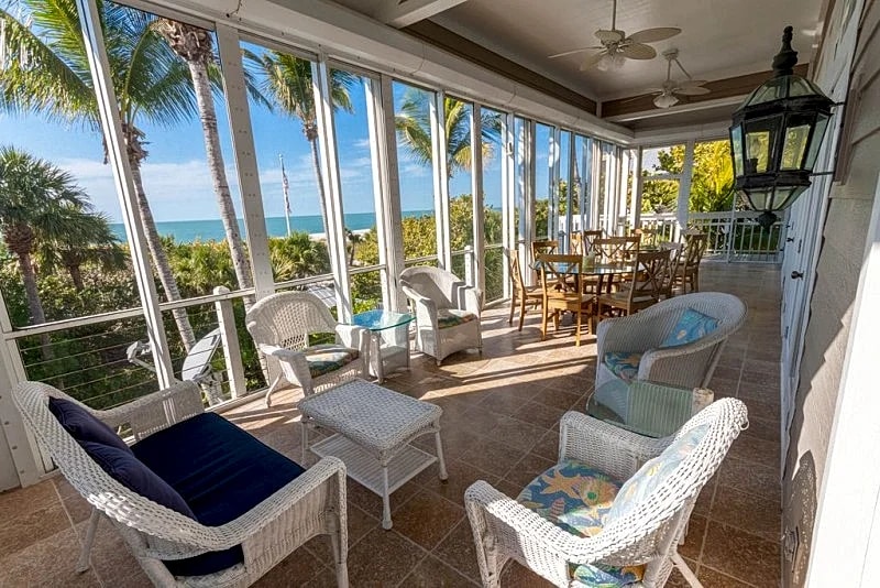 Beachfront, Heated Pool, Kayaks/SUP, Lanai W/Gulf Views, 85' Dock, 2 Golf Carts in Captiva, Florida, United States — photo 4