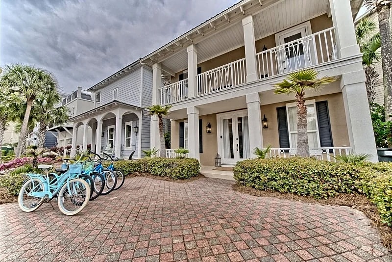 "NEW" House on lagoon Pool Deck 100 yds to Beach, walk to Rosemary Beach in Panama City, Florida, United States — photo 3