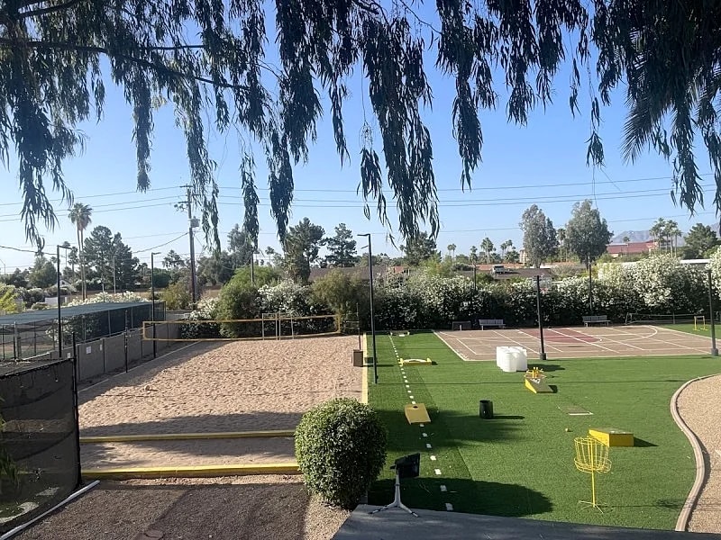 Golf Bachelor/ Bachelorette fun in The Sun Sport Haven in Scottsdale, Arizona, United States — photo 3