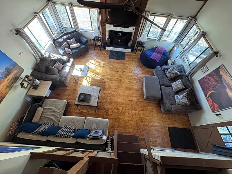 RELAX - Munds Park Getaway! The house sleeps 10 in Munds Park, Arizona, United States — photo 3