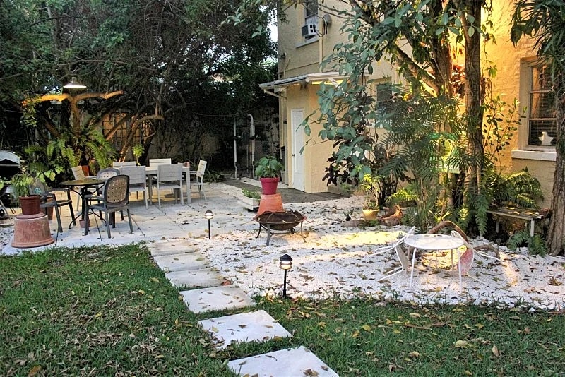 Impeccable Coral Gables Condo, Great Location. in Miami, Florida, United States — photo 5