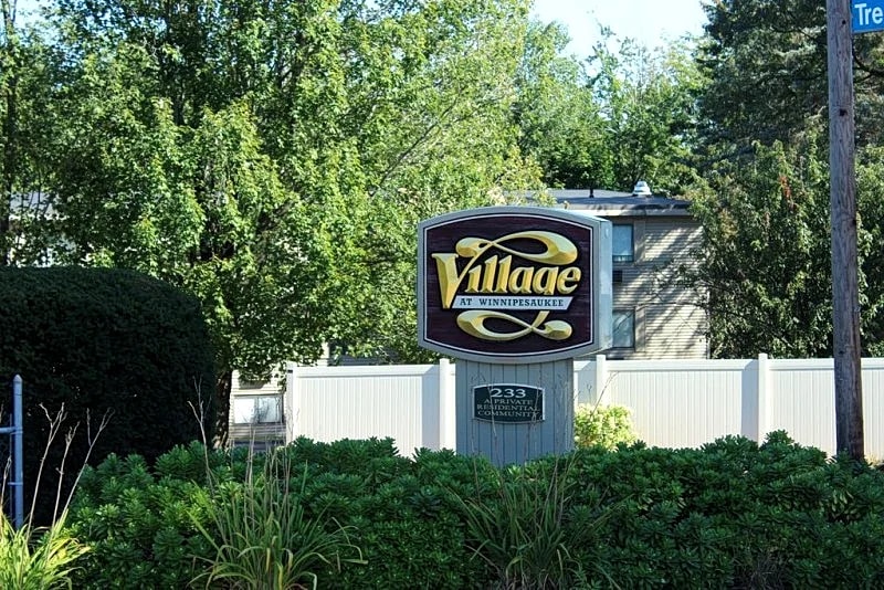 CAM1023Bf - Village at Winnipesaukee in Laconia, New Hampshire, United States — photo 3