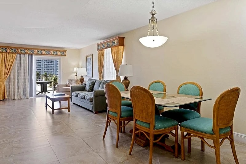 Family Friendly Beachside Resort Condo! Central Fort Lauderdale Beach. in Fort Lauderdale, Florida, United States — photo 5