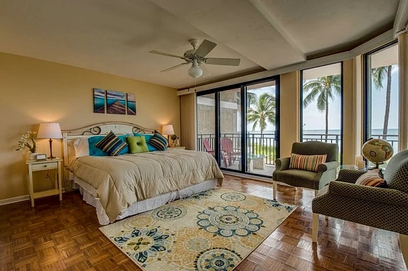 HUGE DISCOUNT for 28 day OCEAN FRONT! 90 FT BALCONY in Key West, Florida, United States — photo 3