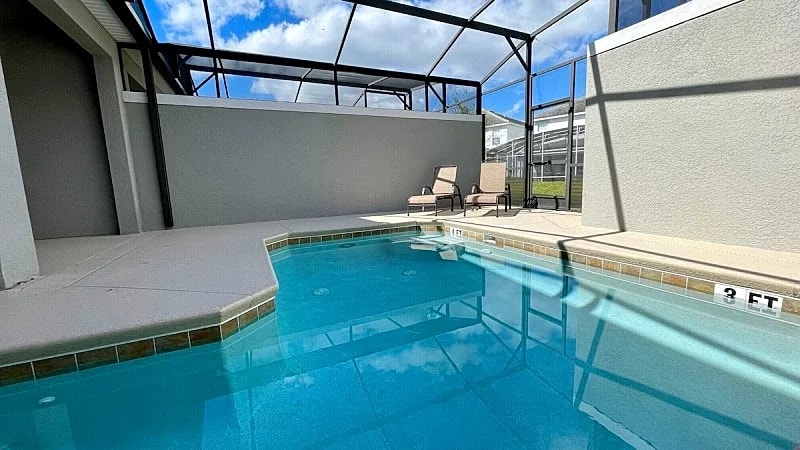 Private Pool-Upgraded Interior-Poolside Bar in Four Corners, Florida, United States — photo 3