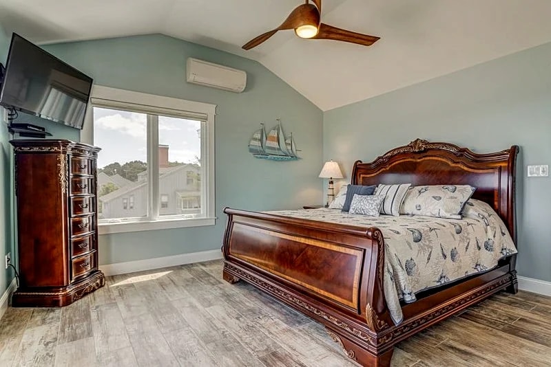 Oceanfront Beach House with Spectacular Panoramic Views in Saco, Maine, United States — photo 5