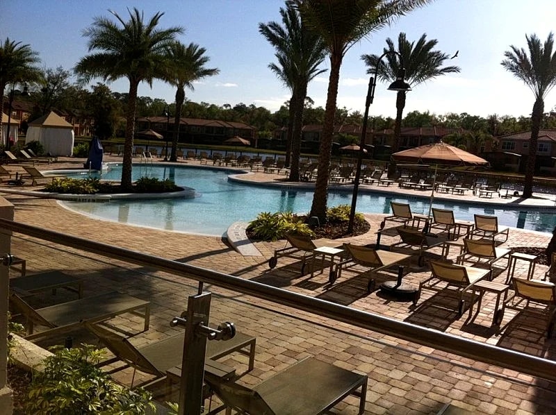 3 Miles to Disney, New POOL/Water Slides, Free WiFi/Parking, no Resort Fee in Kissimmee, Florida, United States — photo 3