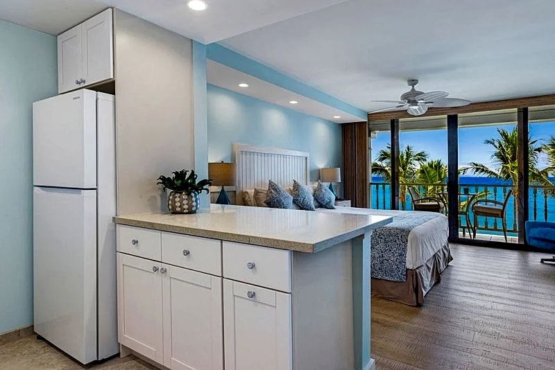 Oceanfront Condo in Lahaina!! 429 in Maui County, Hawaii, United States — photo 4