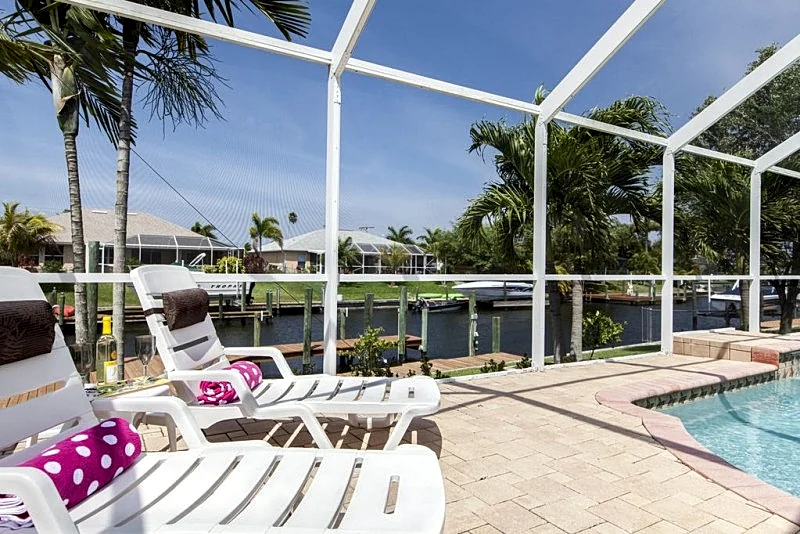 Sunsets from the Lanai. Luxury Villa w. Heated Pool and access to Gulf of Mexico