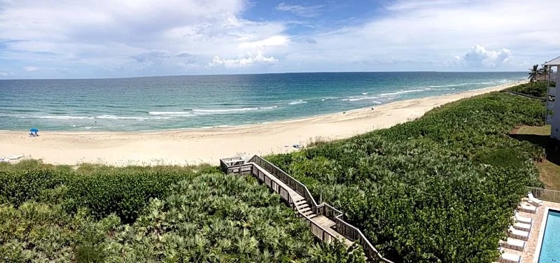 Oceanfront Penthouse Paradise, S. Hutchinson Island IRP, Pets welcome for FREE! in Stuart, Florida, United States — photo 3