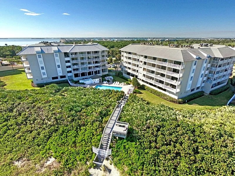 Oceanfront Penthouse Paradise, S. Hutchinson Island IRP, Pets welcome for FREE! in Stuart, Florida, United States — photo 4