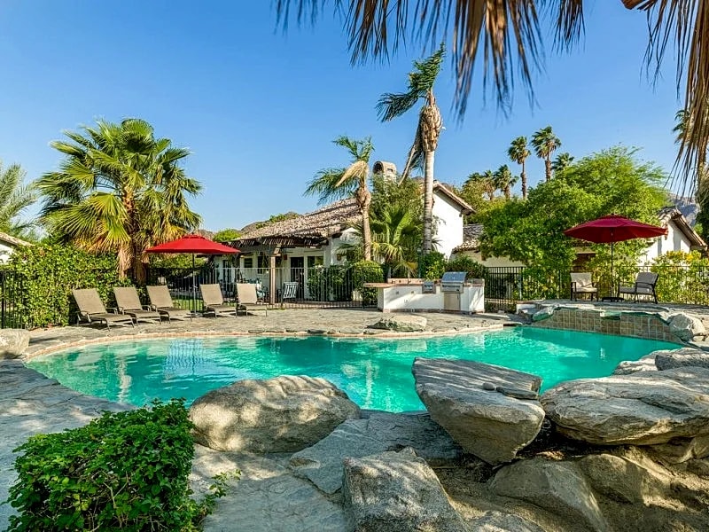 2 Houses Close to Coachella Fest Property overview