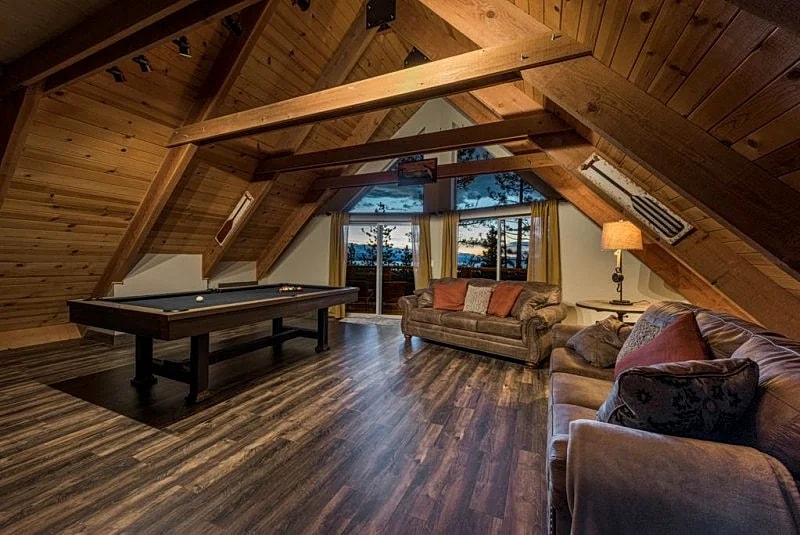 Overlook Heavenly Chalet in South Lake Tahoe, California, United States — photo 5