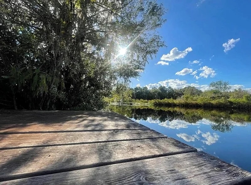 This old Florida feeling getaway is 420 friendly and a great place to just relax in Avon Park, Florida, United States — photo 2