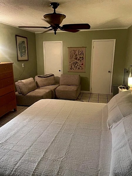 This old Florida feeling getaway is 420 friendly and a great place to just relax in Avon Park, Florida, United States — photo 5