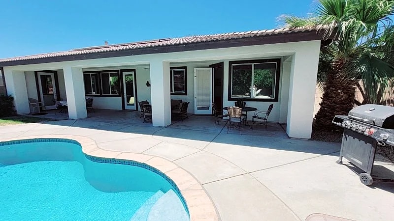 Splendid Vacation Home! Pool, spa, 2 masters!