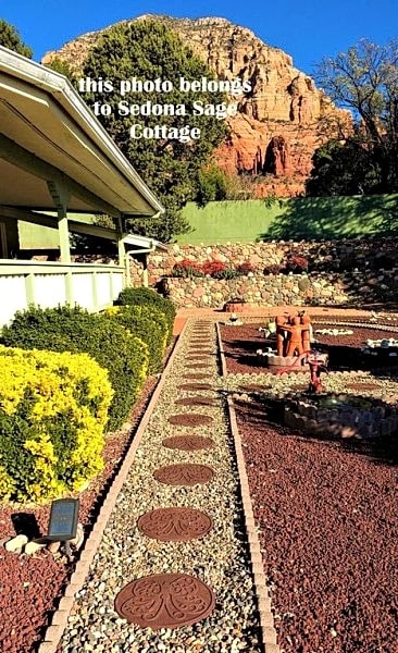 BEAUTIFUL VIEWS ~ SPACIOUS 2 BDRM / 2 BATH ~ 150 STEPS TO STUPA & TRAILS in Sedona, Arizona, United States — photo 4