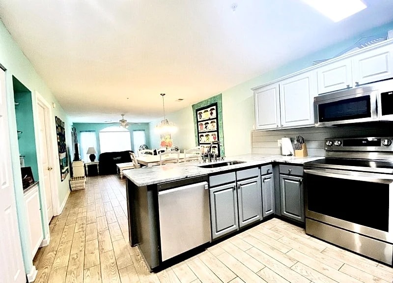 Minutes to Beach-Golf-1st Fl-Washer/Dryer-Free WiFi-Pool in Pawleys Island, South Carolina, United States — photo 1