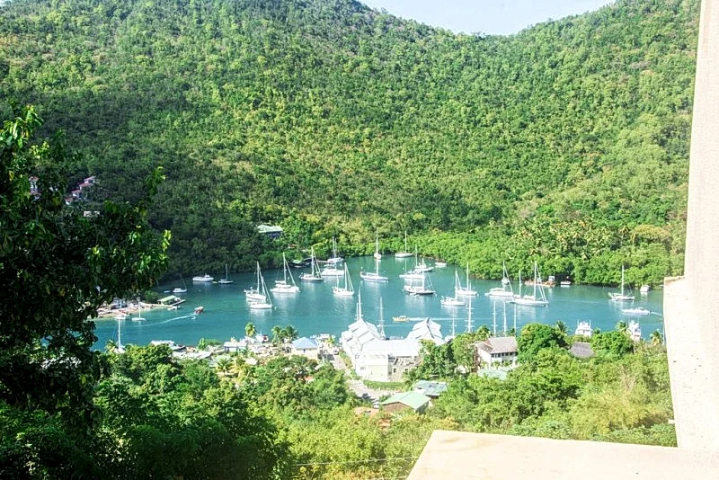Exclusive cottage of Bay Views right over Marigots Bay in Castries, Saint Lucia — photo 3