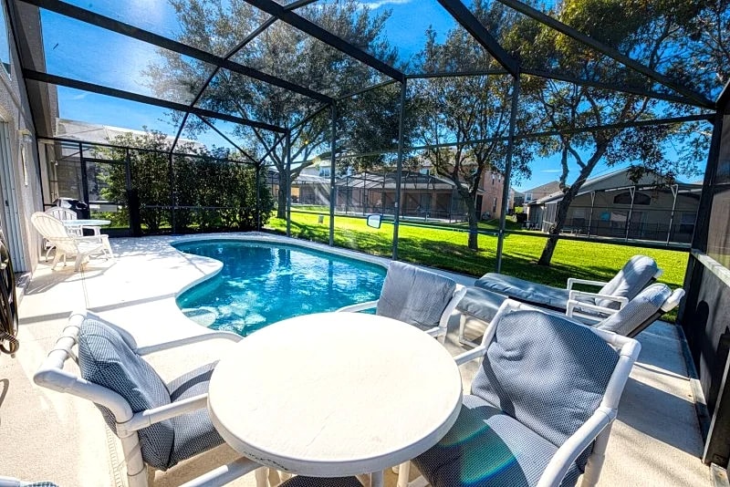 3 mi to Disney, 4 bed/3ba with private pool in Kissimmee, Florida, United States — photo 4