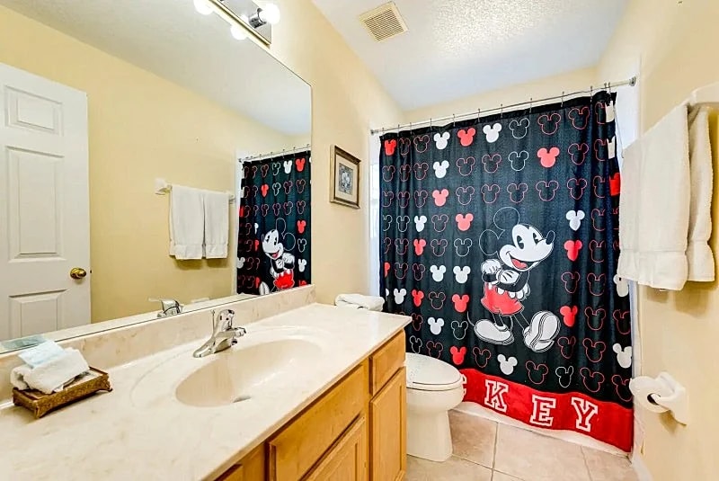 Luxury 7 bed villa w/ private cinema, south/ pool in Kissimmee, Florida, United States — photo 3