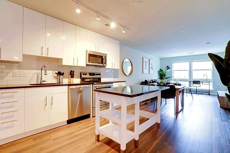 Comfort & Great Location Apt W Gym in Alexandria, Virginia, United States — photo 3