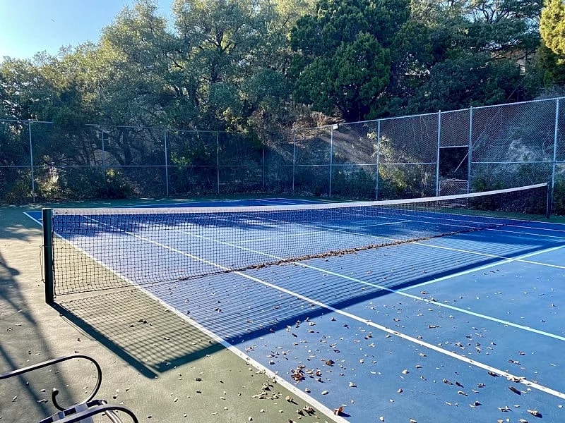 Pickleball Palace - Private Guesthome and Court adjacent to Historic Castle in Austin, Texas, United States — photo 2