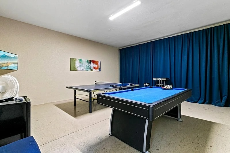 Spacious, game room, pool | 5 Bed, 6 Bath in Kissimmee, Florida, United States — photo 4