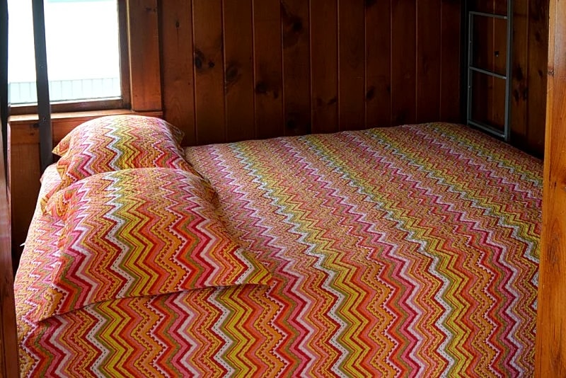 Charming Waterfront 1BR Cottage #2, Walk to Weirs Beach Boardwalk in Laconia, New Hampshire, United States — photo 5