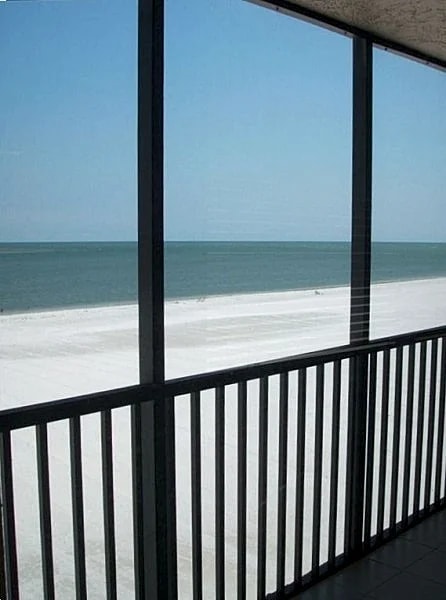 Super Clean luxury for Less Beachfront Condo with Pool Property overview in Fort Myers Beach, Florida, United States — photo 4