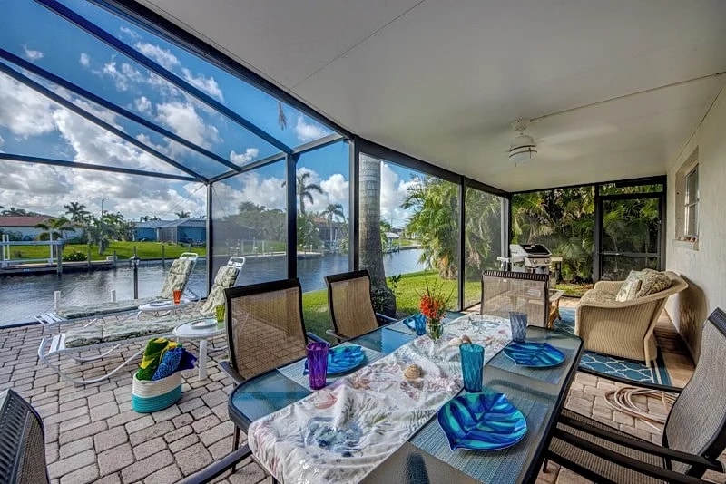 Villa 13 Coastal decor, Htd saltwater pool, Gulf Access. in Cape Coral, Florida, United States — photo 2