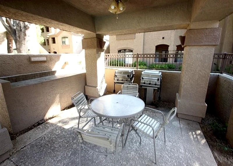 Newly Furnished Condo in Highly Desired Signature Complex of North Scottsdale in Scottsdale, Arizona, United States — photo 3