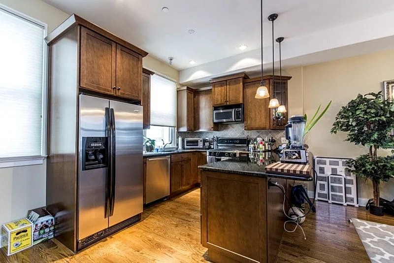 Beautiful And Spacious In Fantastic Central Location Property overview in Philadelphia, Pennsylvania, United States — photo 5