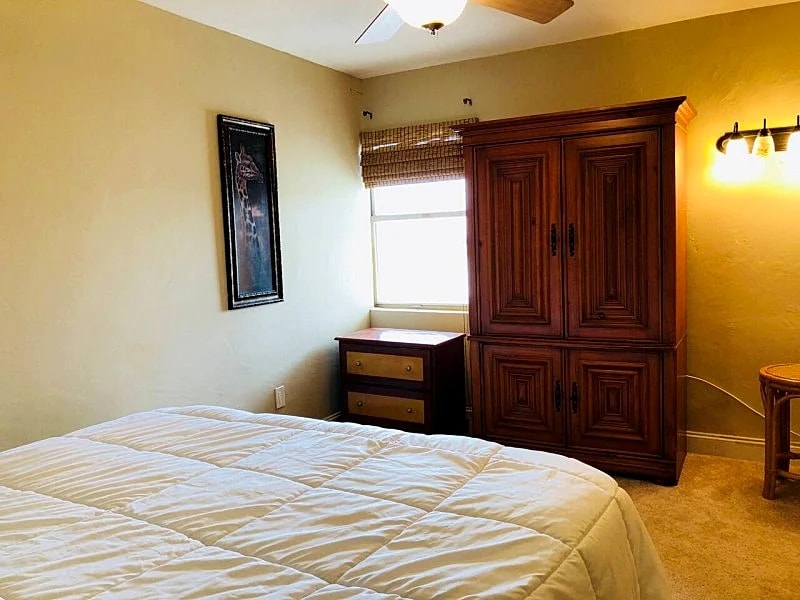 1 BR, Waterfront, King Bed, Kitchen, walk to beach in Clearwater, Florida, United States — photo 4