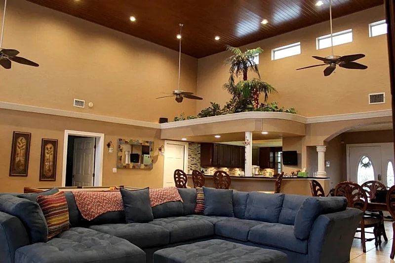 New Superhost listing- OPEN March 2020 Beach house in Clearwater, Florida, United States — photo 4