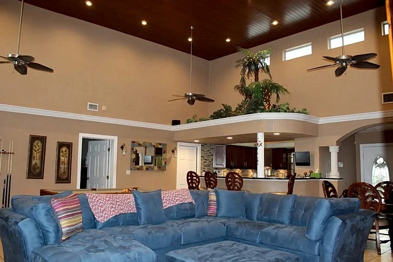 New Superhost listing- OPEN March 2020 Beach house in Clearwater, Florida, United States — photo 2