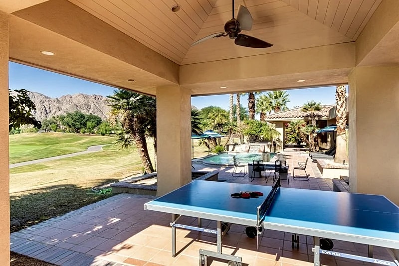 Moonshine by AvantStay | Modern & Stylish Estate w/ Bar, Fire Pit & Hot Tub in La Quinta, California, United States — photo 5