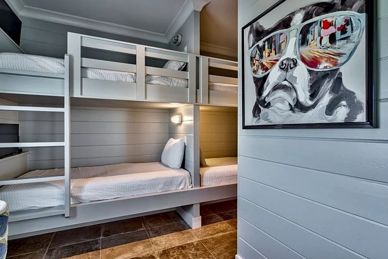 4 Full Stories Of Luxury Steps From The Private Beach in Destin, Florida, United States — photo 2